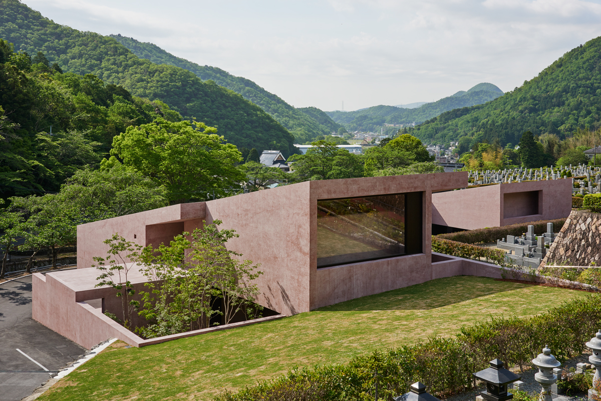 Inagawa Cemetery